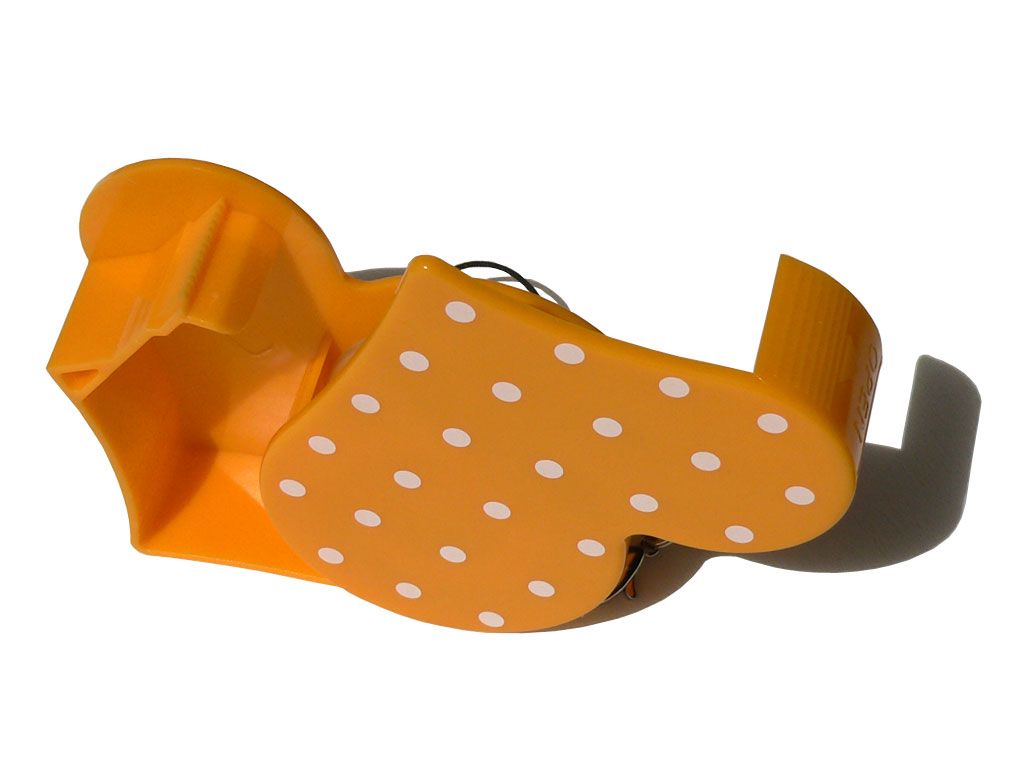 セロテープ収納カッターハートタイプ